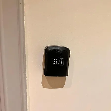 غرف جديدة ودخول ذكي Apartment Riyadh Exterior photo