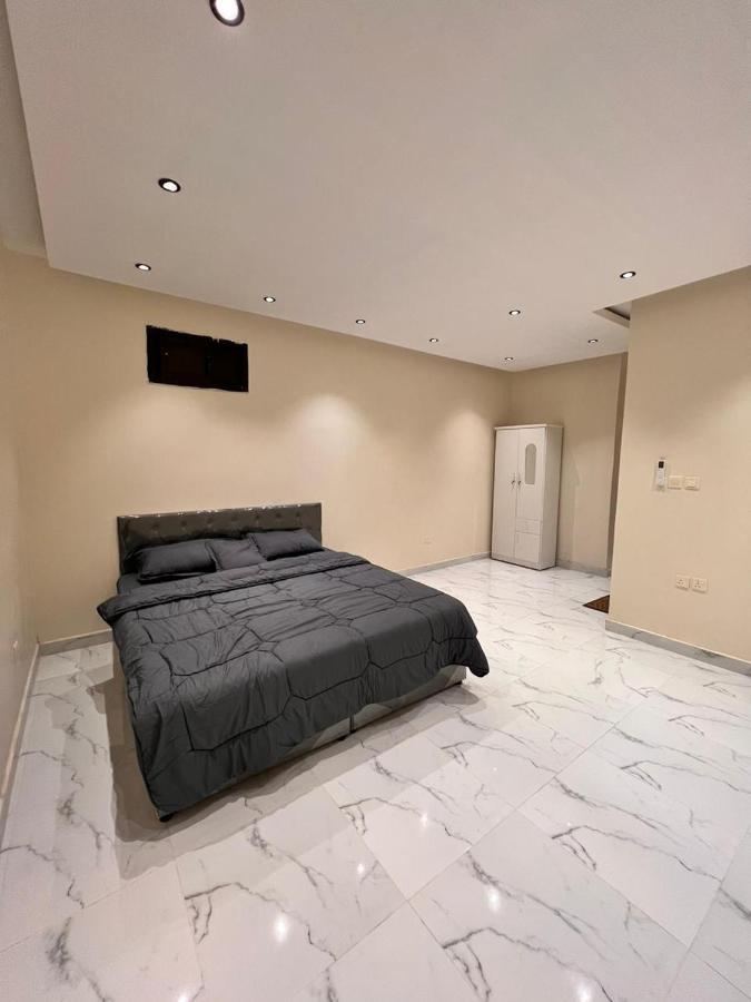 غرف جديدة ودخول ذكي Apartment *